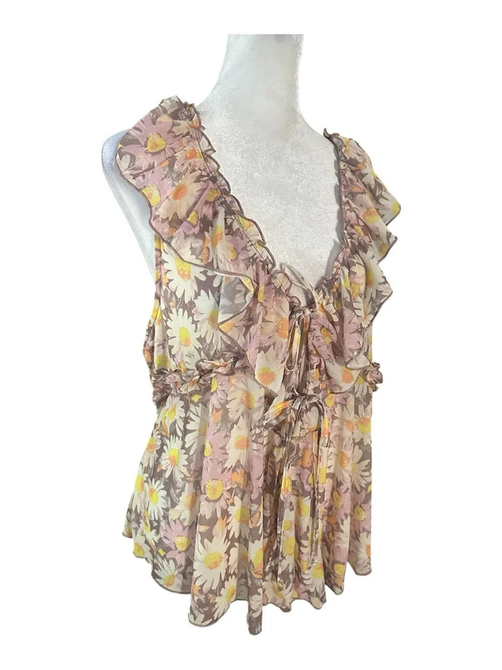 NWOT Free People Fearless daisy ruffle tank top size Large - Picture 2 of 3